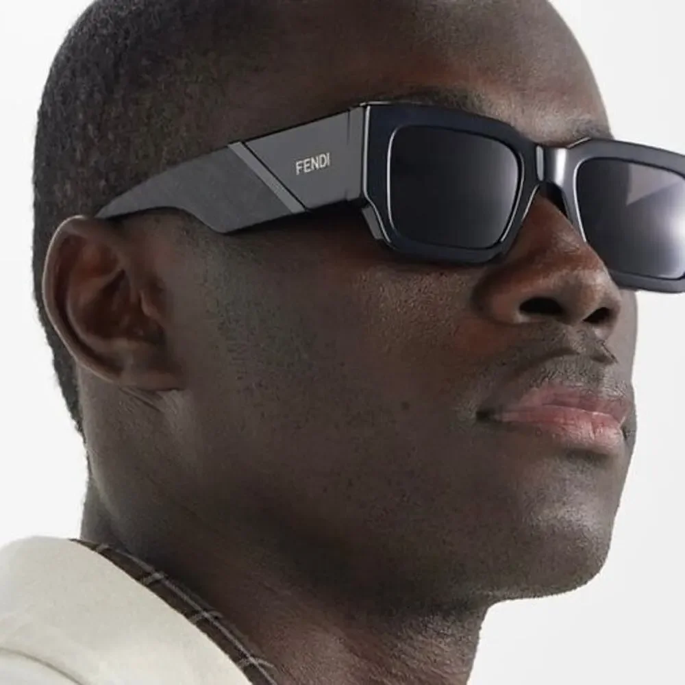 New, FENDI Sunglasses FE40131I 52A Authentic